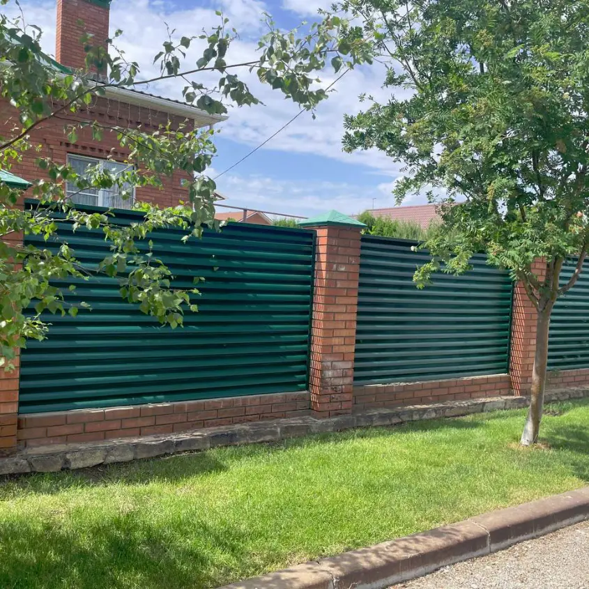 Фото 2 Забор Еврожалюзи RAL6005 Зеленый Мох двусторонний