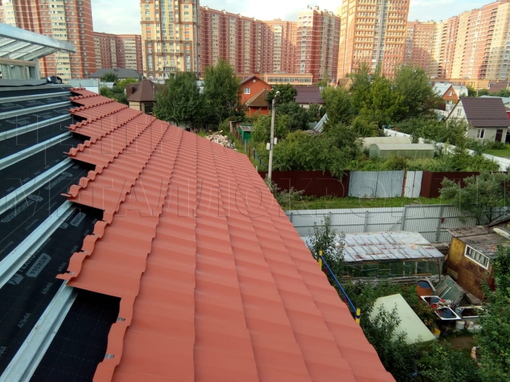 Металлочерепица Геркулес 8004 терракотовый Стальной Бархат от Центра Металокровли в Хабаровске